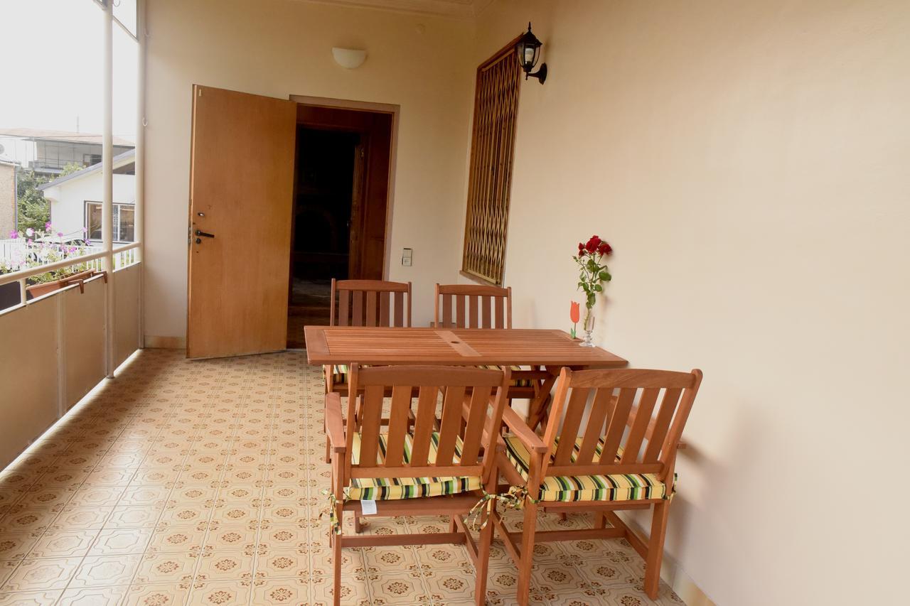 Guest House Kartuli Suli Tel Avi Exterior foto