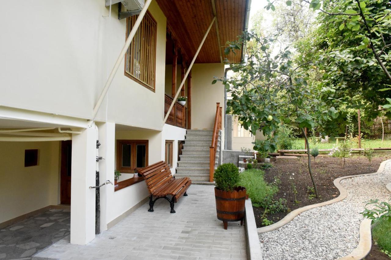 Guest House Kartuli Suli Tel Avi Exterior foto
